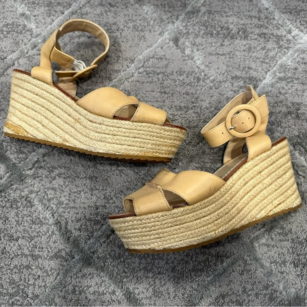 Alice and Olivia Roberta Espadrilles in Tan AS IS